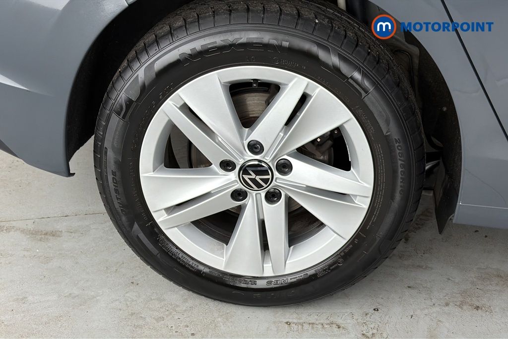 Volkswagen Golf Life Automatic Diesel Hatchback - Stock Number (1685851) - 46th supplementary image
