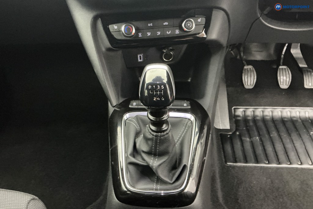 Vauxhall Corsa YES Manual Petrol Hatchback - Stock Number (1639872) - 14th supplementary image