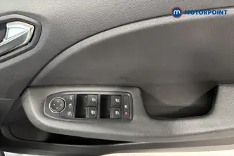 Renault Clio Evolution Manual Petrol Hatchback - Stock Number (1670186) - 19th supplementary image