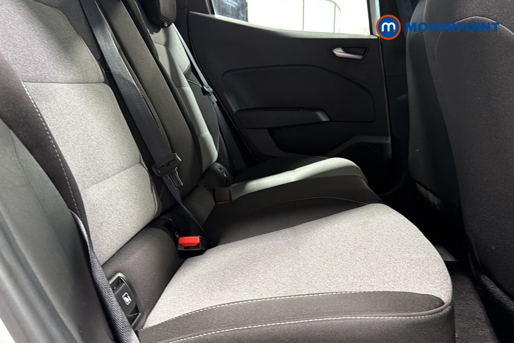Renault Clio Evolution Manual Petrol Hatchback - Stock Number (1670186) - 25th supplementary image