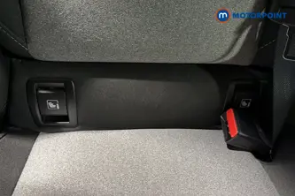 Renault Clio Evolution Manual Petrol Hatchback - Stock Number (1670186) - 27th supplementary image
