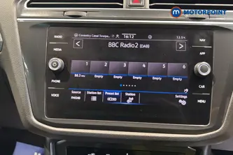 Volkswagen Tiguan Life Manual Petrol SUV - Stock Number (1672096) - 8th supplementary image