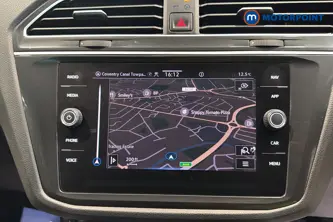 Volkswagen Tiguan Life Manual Petrol SUV - Stock Number (1672096) - 9th supplementary image