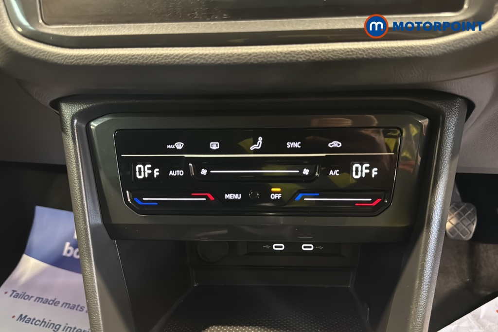 Volkswagen Tiguan Life Manual Petrol SUV - Stock Number (1672096) - 12th supplementary image