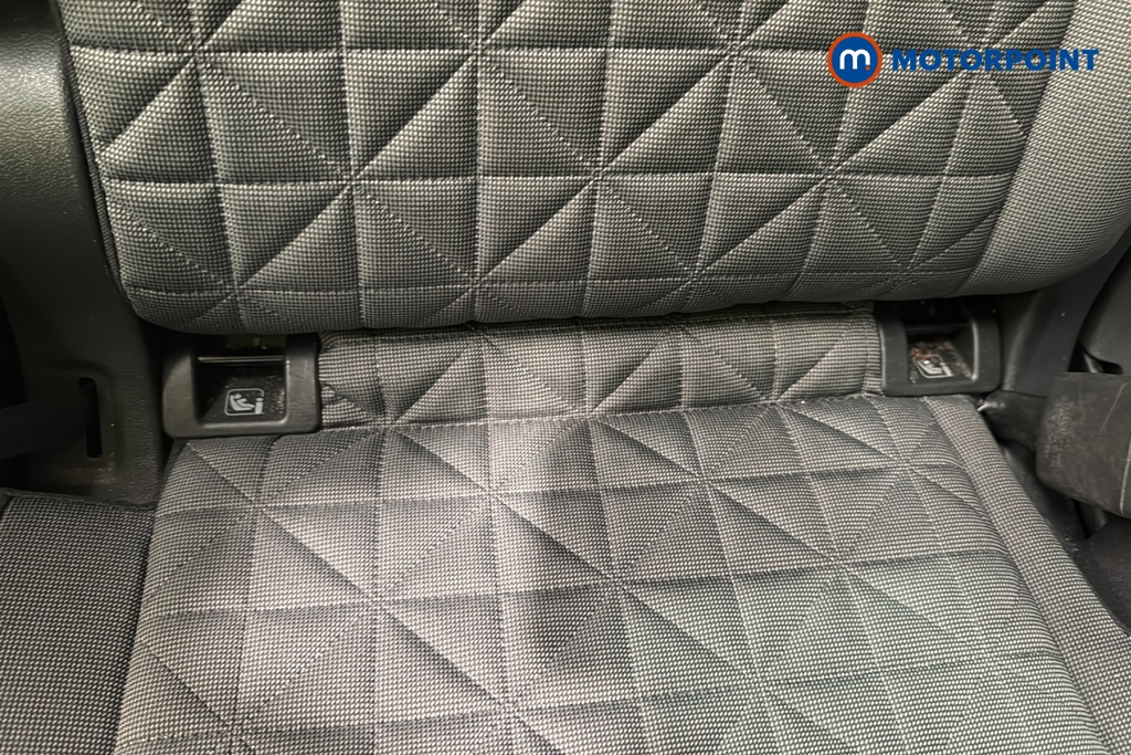Volkswagen Tiguan Life Manual Petrol SUV - Stock Number (1672096) - 27th supplementary image