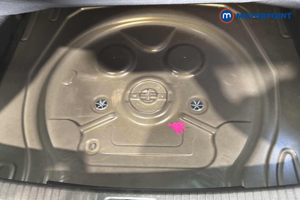Volkswagen Tiguan Life Manual Petrol SUV - Stock Number (1672096) - 33rd supplementary image