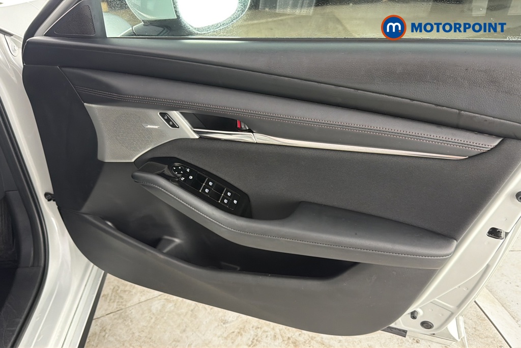 Mazda 3 Exclusive-Line Automatic Petrol Hatchback - Stock Number (1672966) - 18th supplementary image