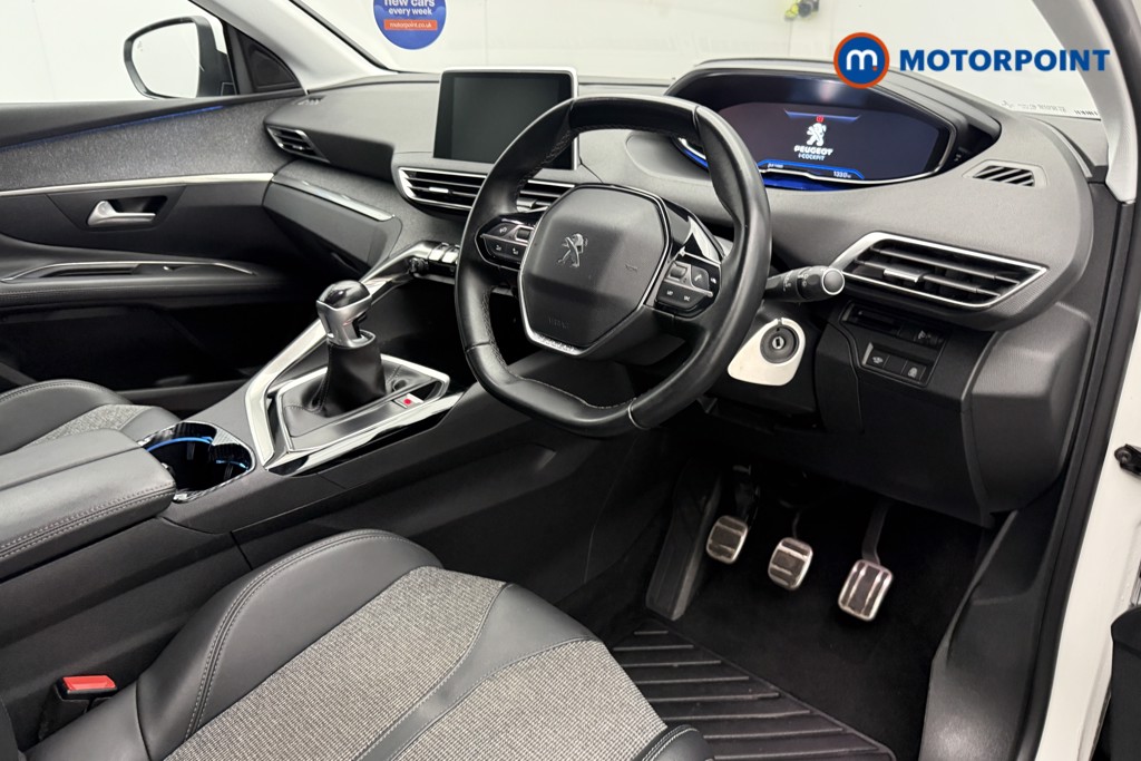 Peugeot 3008 Allure Manual Petrol SUV - Stock Number (1673167) - 8th supplementary image