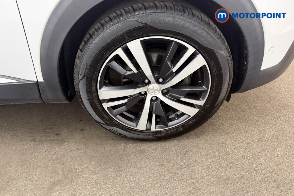 Peugeot 3008 Allure Manual Petrol SUV - Stock Number (1673167) - 23rd supplementary image