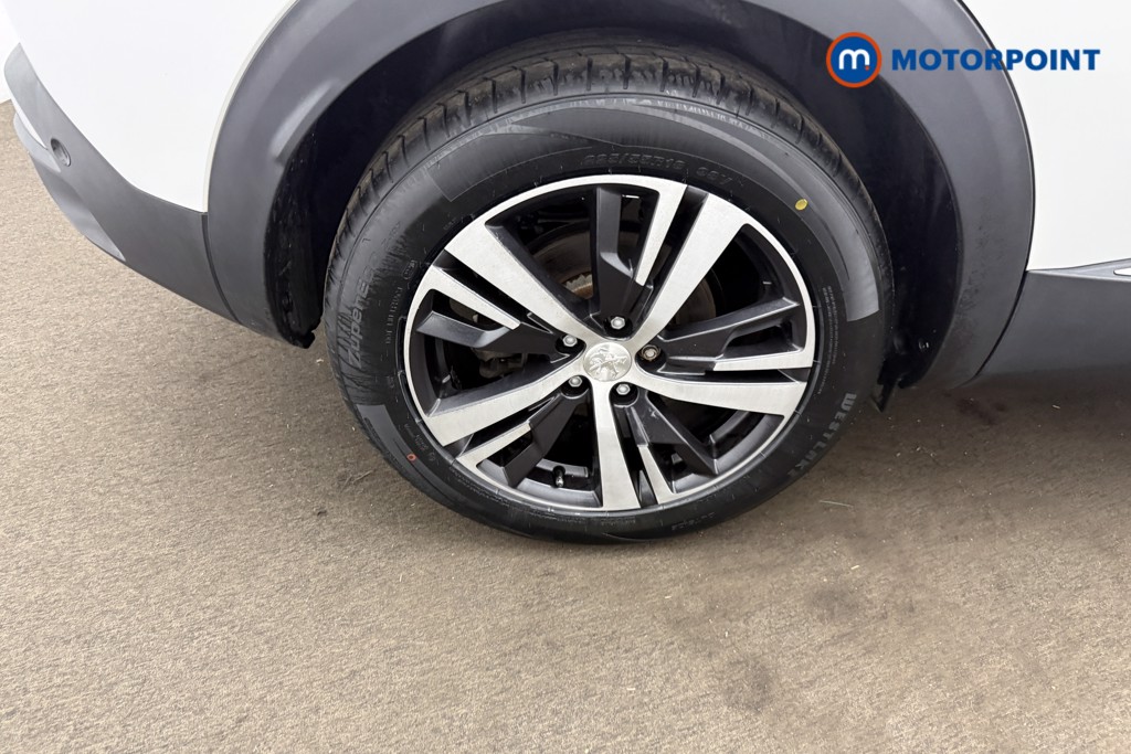 Peugeot 3008 Allure Manual Petrol SUV - Stock Number (1673167) - 24th supplementary image