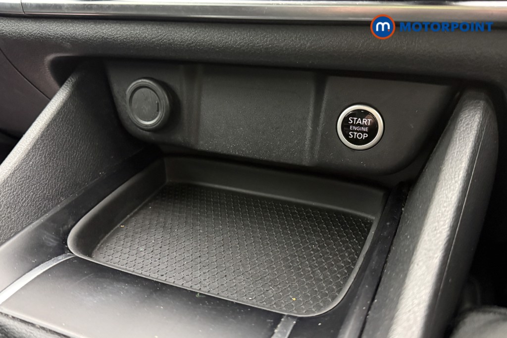Nissan Qashqai Acenta Premium Manual Petrol SUV - Stock Number (1673809) - 14th supplementary image
