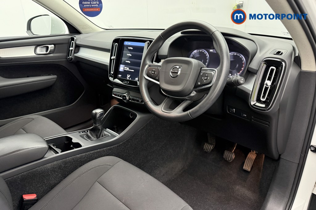 Volvo Xc40 Momentum Manual Petrol SUV - Stock Number (1674497) - 7th supplementary image