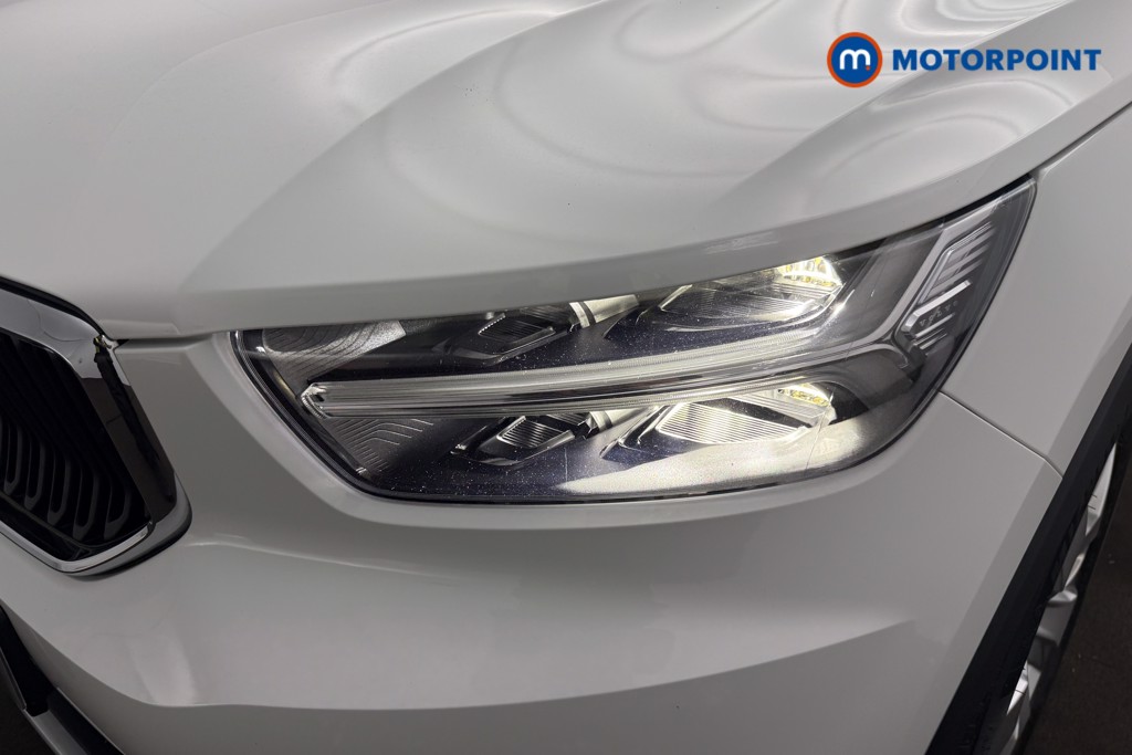 Volvo Xc40 Momentum Manual Petrol SUV - Stock Number (1674497) - 21st supplementary image