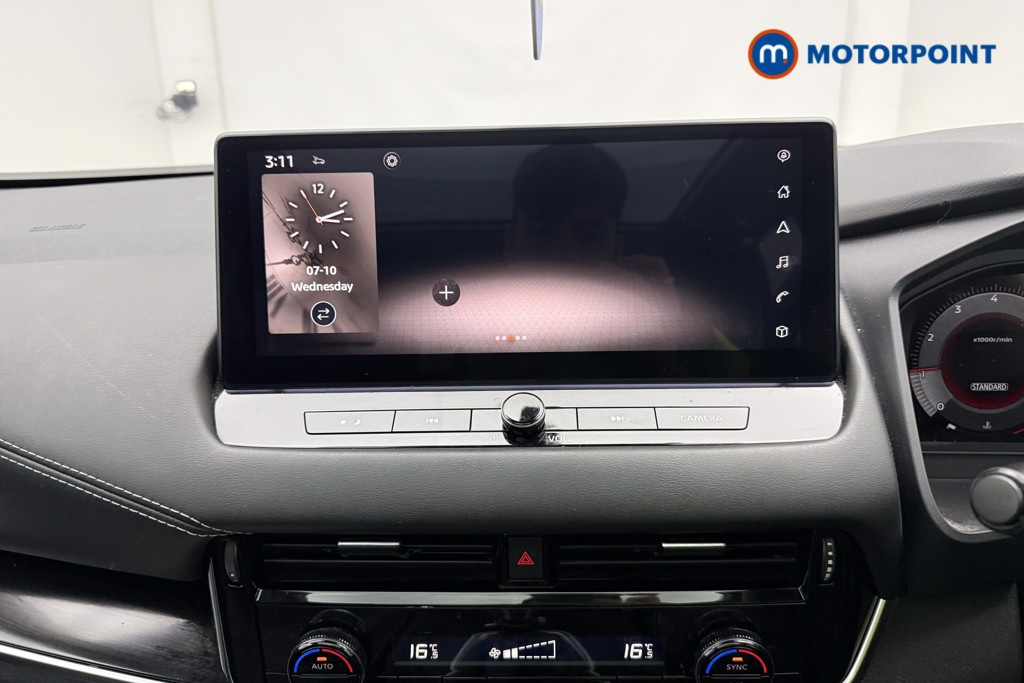Nissan Qashqai N-Connecta Manual Petrol SUV - Stock Number (1675948) - 5th supplementary image