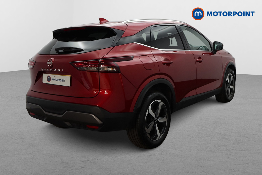 Nissan Qashqai N-Connecta Manual Petrol SUV - Stock Number (1675948) - Drivers side rear corner