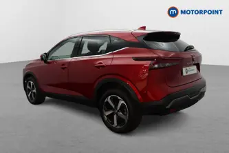 Nissan Qashqai N-Connecta Manual Petrol SUV - Stock Number (1675948) - Passenger side rear corner