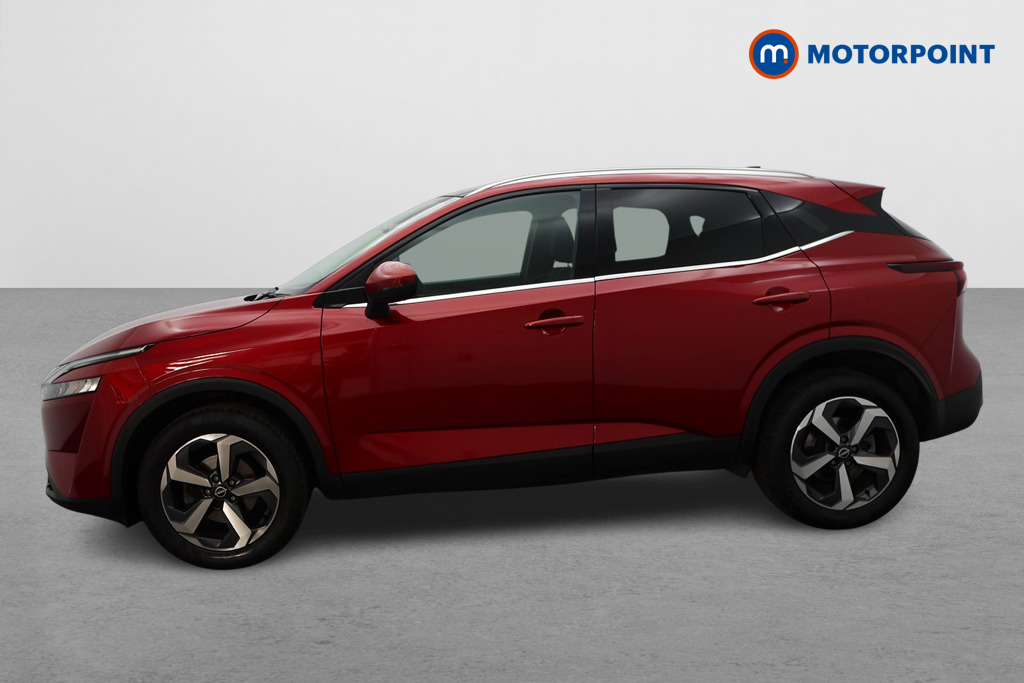 Nissan Qashqai N-Connecta Manual Petrol SUV - Stock Number (1675948) - Passenger side