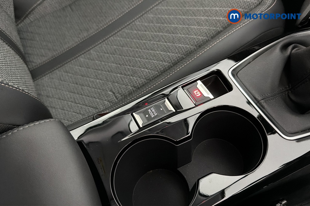Peugeot 208 Allure Manual Petrol Hatchback - Stock Number (1677020) - 16th supplementary image