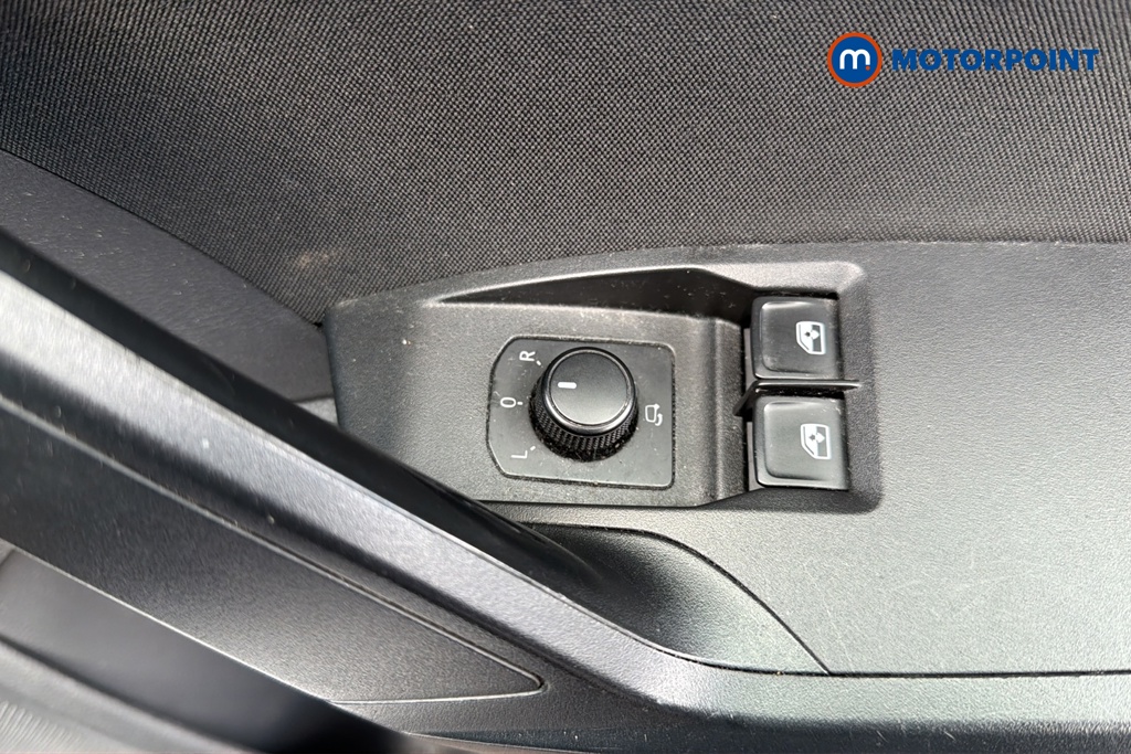 Seat Ibiza FR Manual Petrol Hatchback - Stock Number (1677047) - 19th supplementary image