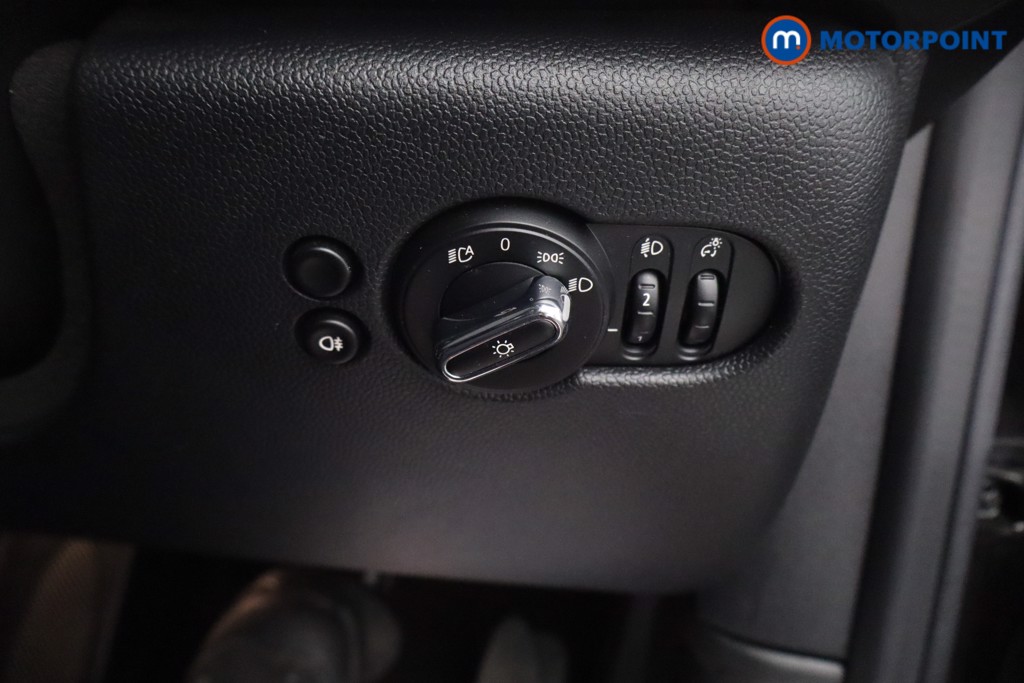 Mini Hatchback Cooper S Level 2 Automatic Electric Hatchback - Stock Number (1677348) - 6th supplementary image