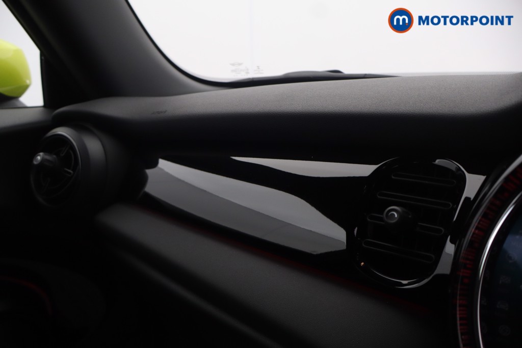Mini Hatchback Cooper S Level 2 Automatic Electric Hatchback - Stock Number (1677348) - 15th supplementary image