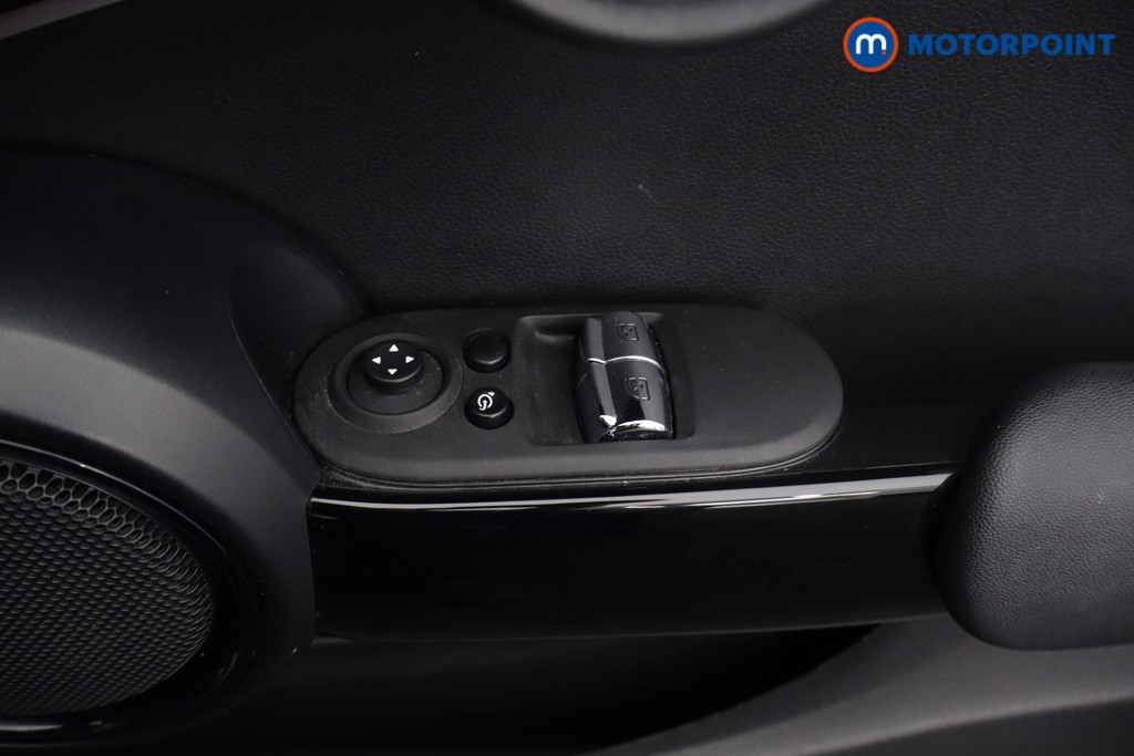 Mini Hatchback Cooper S Level 2 Automatic Electric Hatchback - Stock Number (1677348) - 26th supplementary image