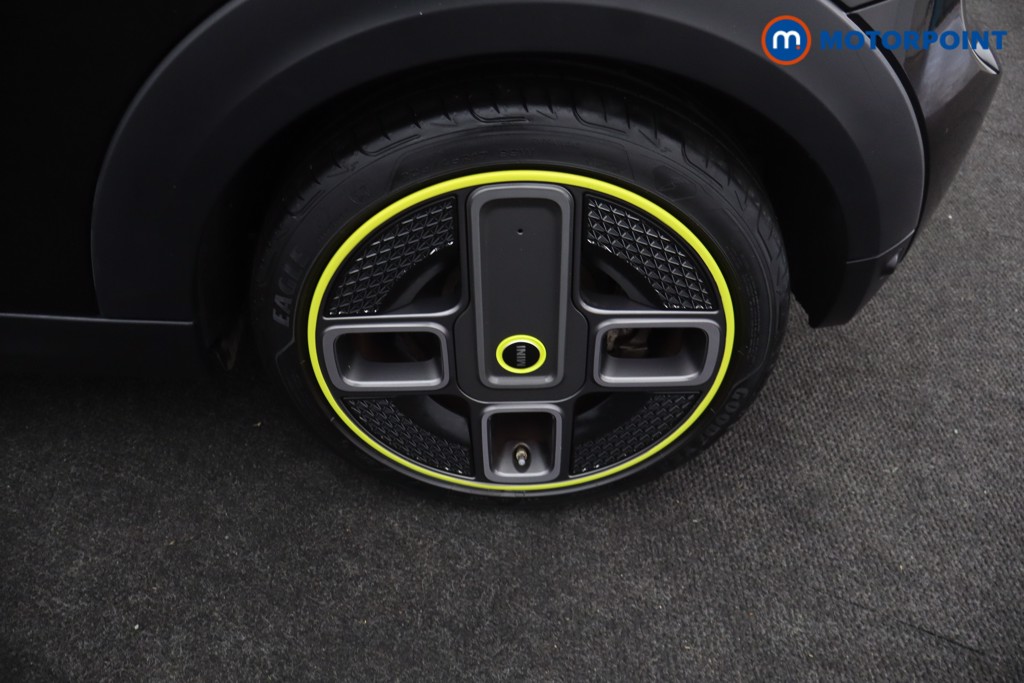 Mini Hatchback Cooper S Level 2 Automatic Electric Hatchback - Stock Number (1677348) - 35th supplementary image