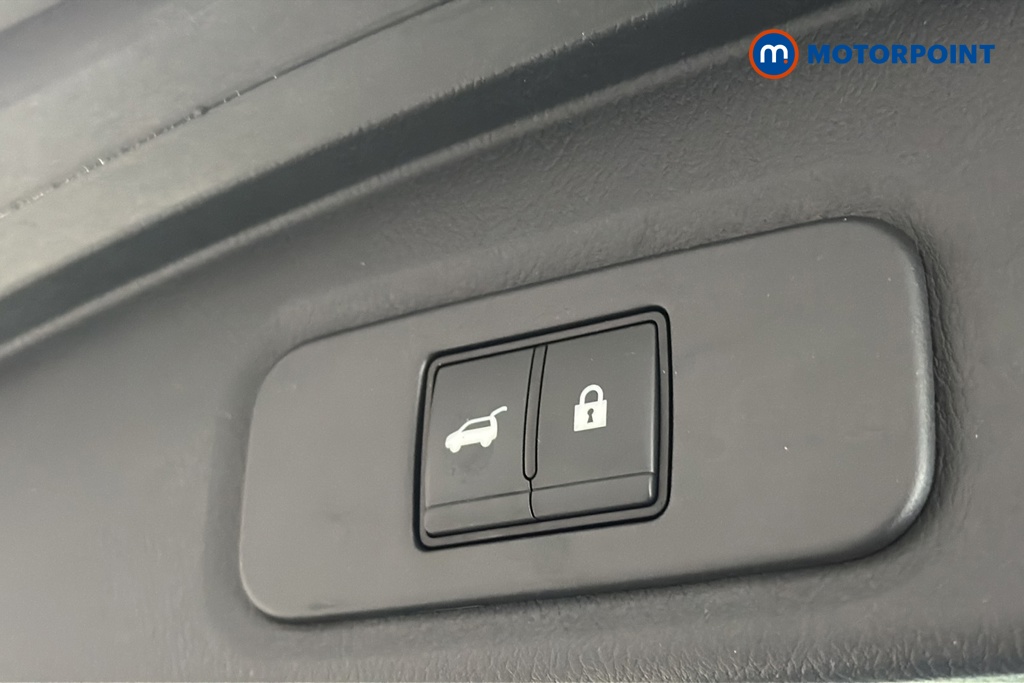 Nissan Qashqai Tekna-Plus Automatic Petrol-Electric Hybrid SUV - Stock Number (1677539) - 35th supplementary image