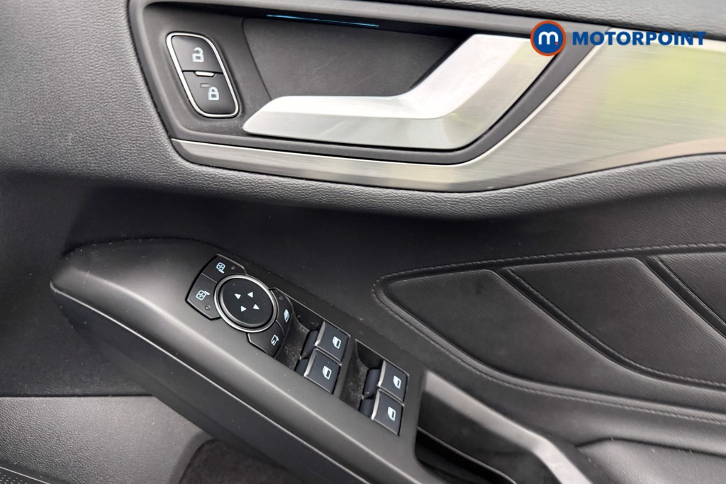 Ford Focus Titanium Manual Petrol Hatchback - Stock Number (1678494) - 20th supplementary image