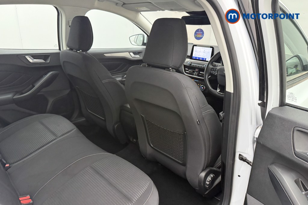 Ford Focus Titanium Manual Petrol Hatchback - Stock Number (1678494) - 23rd supplementary image