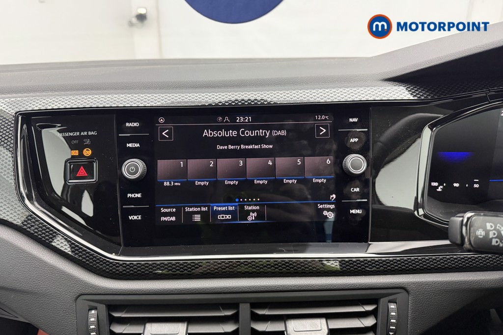 Volkswagen Polo Life Manual Petrol Hatchback - Stock Number (1679346) - 2nd supplementary image