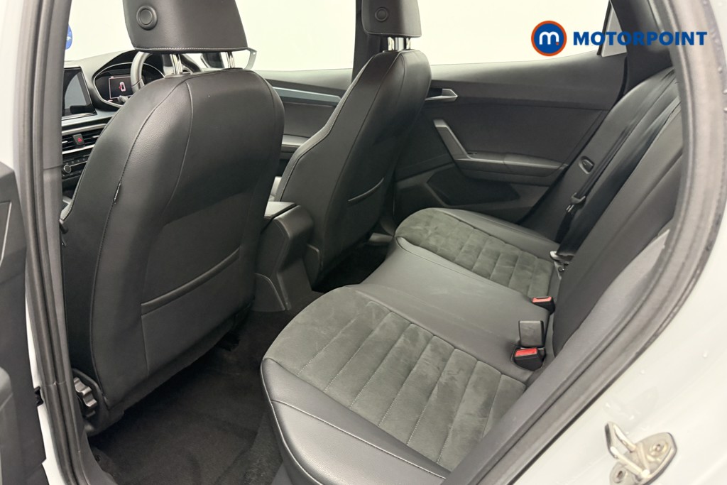 Seat Arona Xperience Lux Manual Petrol SUV - Stock Number (1680736) - 5th supplementary image