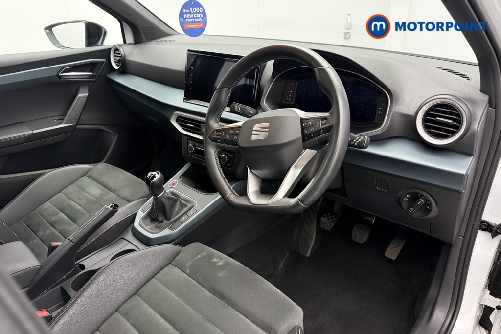 Seat Arona Xperience Lux Manual Petrol SUV - Stock Number (1680736) - 7th supplementary image