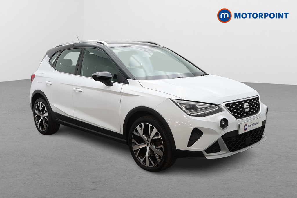 Seat Arona Xperience Lux Manual Petrol SUV - Stock Number (1680736) - Drivers side front corner
