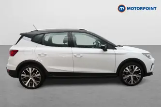 Seat Arona Xperience Lux Manual Petrol SUV - Stock Number (1680736) - Drivers side