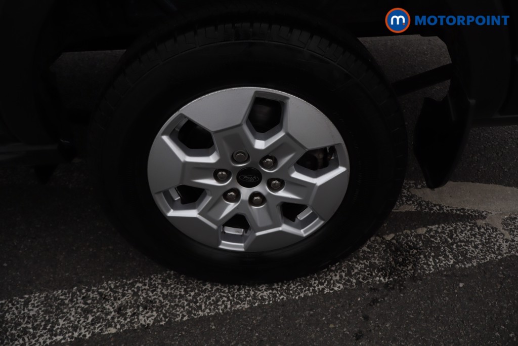Ford Transit Limited Automatic Diesel Medium Roof Van - Stock Number (1680984) - 36th supplementary image
