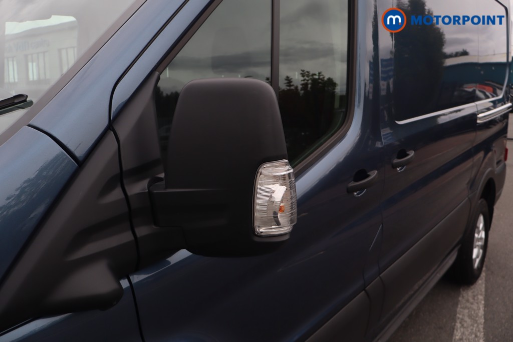 Ford Transit Limited Automatic Diesel Medium Roof Van - Stock Number (1680984) - 45th supplementary image