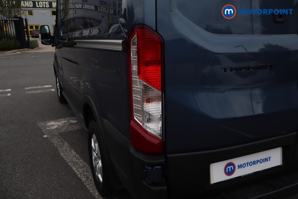 Ford Transit Limited Automatic Diesel Medium Roof Van - Stock Number (1680984) - 46th supplementary image