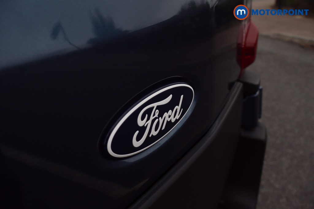 Ford Transit Limited Automatic Diesel Medium Roof Van - Stock Number (1680984) - 47th supplementary image