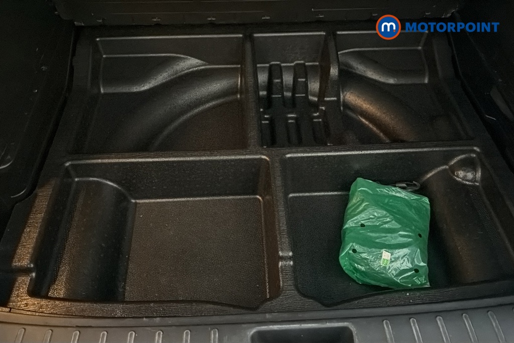 Hyundai Tucson Ultimate Manual Petrol SUV - Stock Number (1681219) - 33rd supplementary image