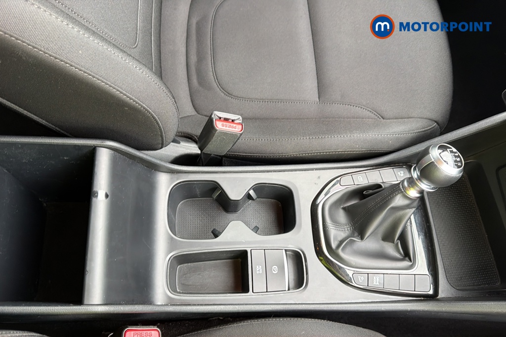 Hyundai Tucson Se Connect Manual Petrol SUV - Stock Number (1681492) - 15th supplementary image