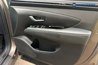 Hyundai Tucson Se Connect Manual Petrol SUV - Stock Number (1681492) - 18th supplementary image