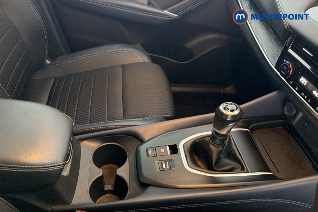 Nissan Qashqai Tekna Manual Petrol SUV - Stock Number (1681542) - 16th supplementary image