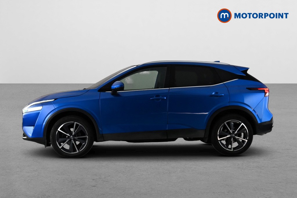 Nissan Qashqai Tekna Manual Petrol SUV - Stock Number (1681542) - Drivers side