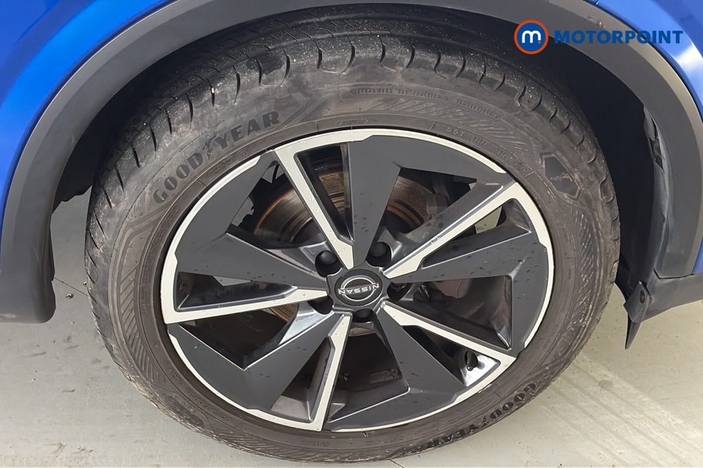 Nissan Qashqai Tekna Manual Petrol SUV - Stock Number (1681542) - 47th supplementary image