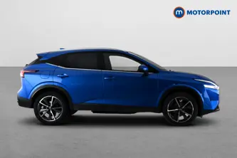 Nissan Qashqai Tekna Manual Petrol SUV - Stock Number (1681542) - Passenger side