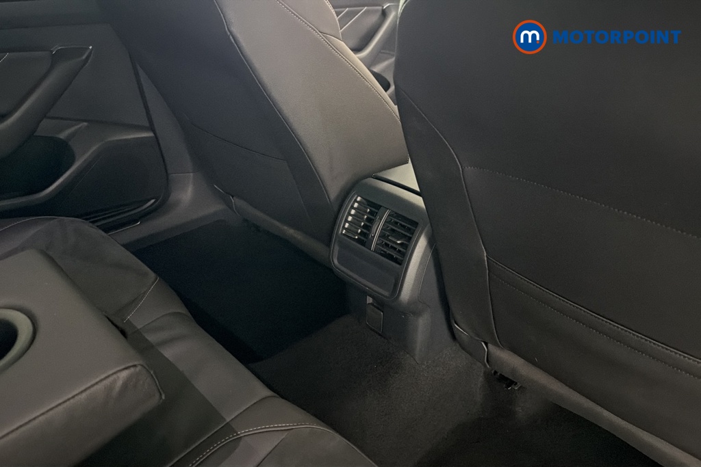 Volkswagen Arteon R-Line Automatic Petrol Plug-In Hybrid Estate - Stock Number (1681683) - 28th supplementary image