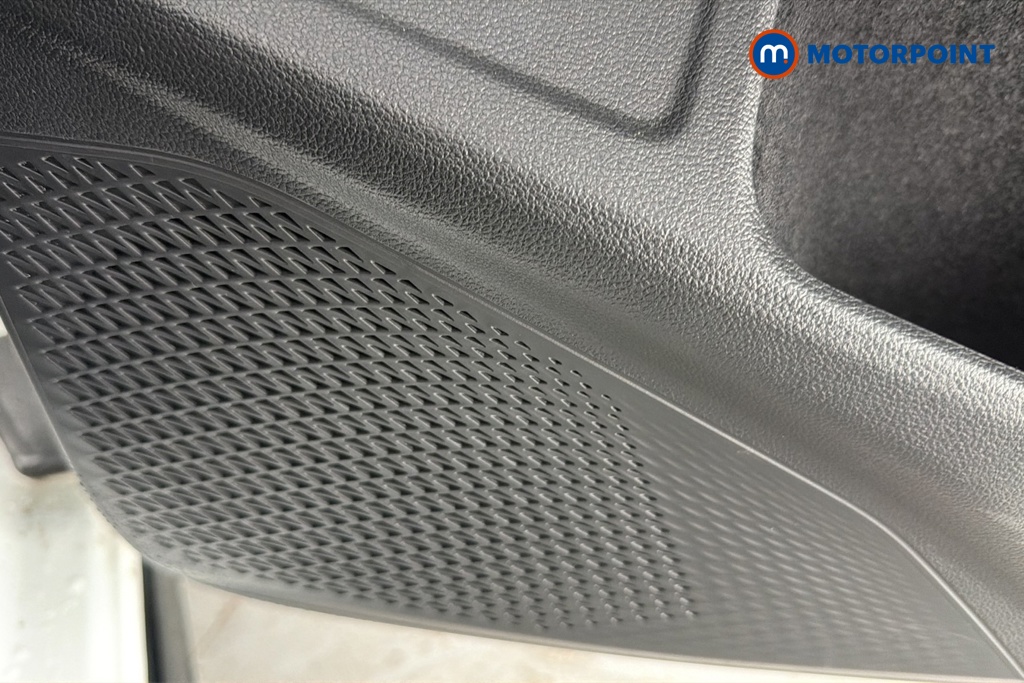 Volkswagen Golf Black Edition Manual Petrol Hatchback - Stock Number (1682260) - 21st supplementary image