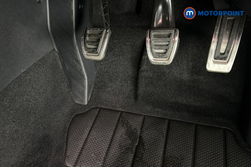 Volkswagen Golf Black Edition Manual Petrol Hatchback - Stock Number (1682260) - 24th supplementary image