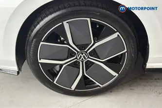 Volkswagen Golf Black Edition Manual Petrol Hatchback - Stock Number (1682260) - 44th supplementary image